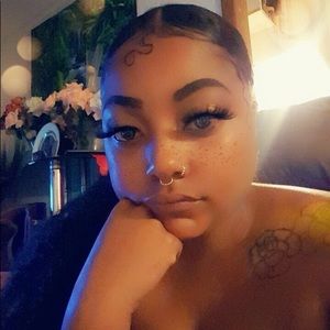 Meet your Posher, Jasmine